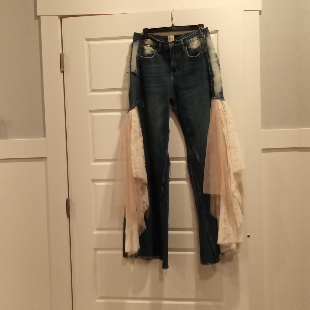 XL Oli and Hali Flare Jeans